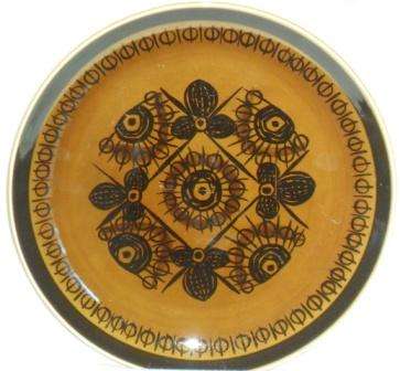 7 retro 1960s 'Sera' pattern side plates designed by Inger Waage for Stavangerflint, Norway