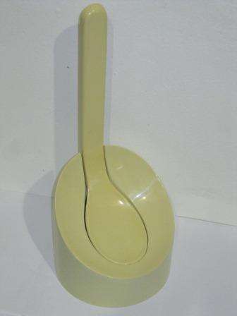 Rare retro 1970s toilet brush designed by Japanese industrial designer Makio Hasuike for Gedy Italy