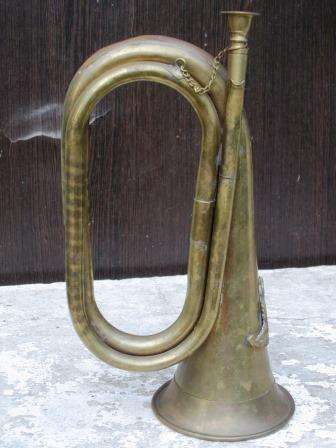 World War 2 Royal Artillery of Canada brass bugle with crest and motto