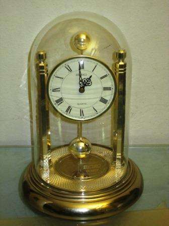 Large vintage Seiko glass dome clock