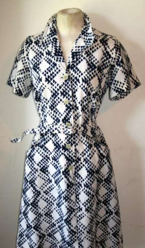 Vintage 1970s Dolores dress, size: 18 - 102 cm