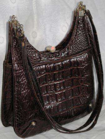Vintage "Patentado" crocodile leather handbag ( 30 x 24 cm, strap: 71 cm long )