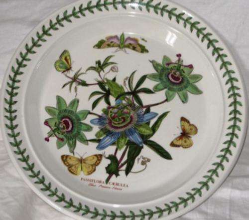Portmeirion, "Botanic Garden" cake plate, designed by Susan Williams - Ellis, 32 cm