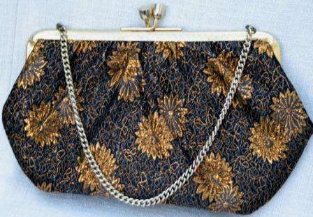 Vintage 1960s clutch ( 22.5 x 14.5 cm )