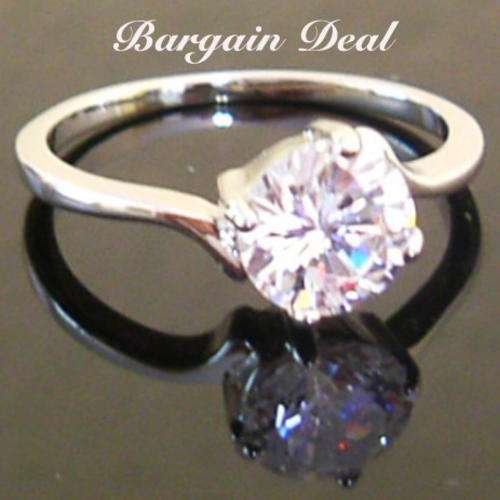 Size 6 /Size 7!! Stunning 1.5ct Round Brilliant Cut Engagement Diamond Ring clad in 18K White Gold!