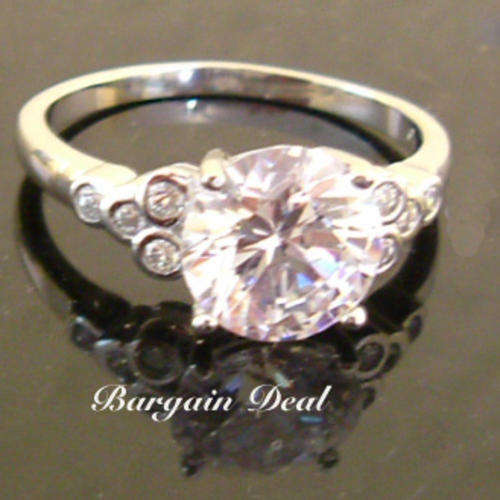 Size9 or Size S !! Stunning 9stone 3ct Round Brilliant Cut Engagement Ring clad in 18K White Gold!!