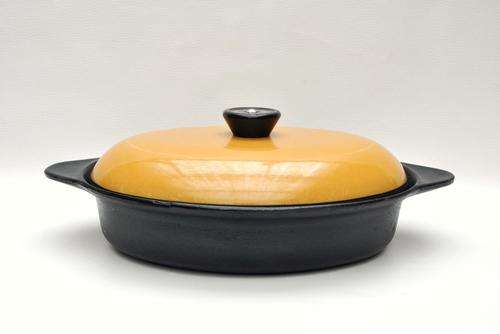 COOKWELL, OVEN PROOF, Oval Cast Iron Dish, circa 1980