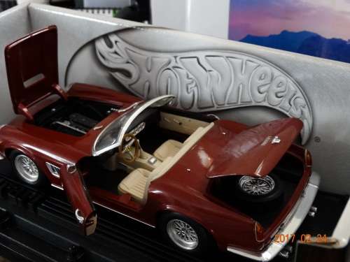 Ferrari 250GT California Spider , 1:18 - BARGAIN,  WOW