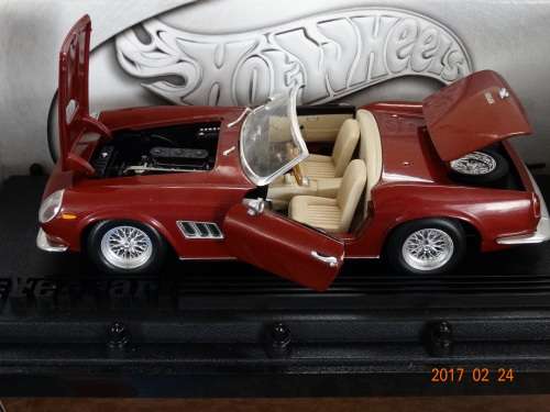 Ferrari 250GT California Spider , 1:18 - BARGAIN,  WOW