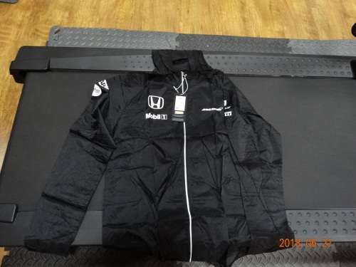 Mclaren -Honda - F1 Racing Windbreaker / Rain Jacket for Men XL- Brand  New - Official Gear