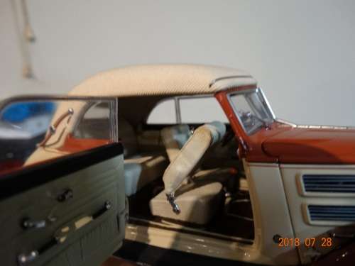 CMC-Audi-920-Cabriolet-1938-1940- 1:24 - M-032- 1:18 - WOW