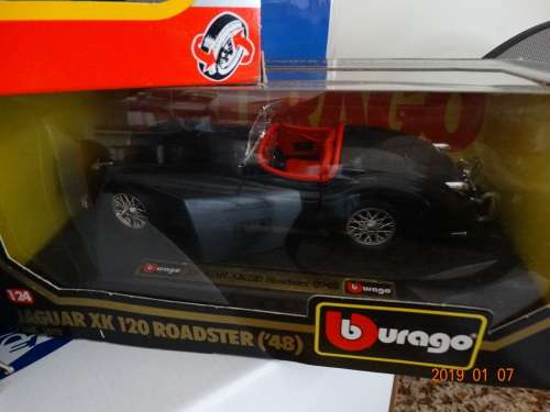 Ferrari F40 (1987)+ Lambo DIABLO + Jag XK 120 Roadster  -1:24 - Bburago  - Awesome Set Together  .