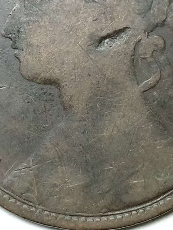 1800 Collection of Great Britian pennies and half pennies -(1880, 1900,1861 + 1913)