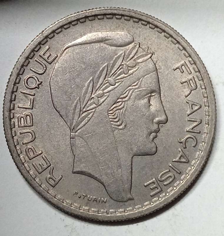 BRILLIANT 1948 France 1O FRANCS - AU
