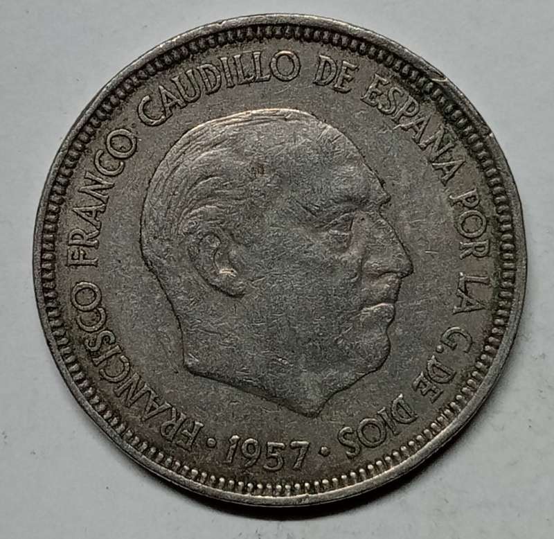 SPAIN 5 PESETAS 1957 - GREAT DETAIL
