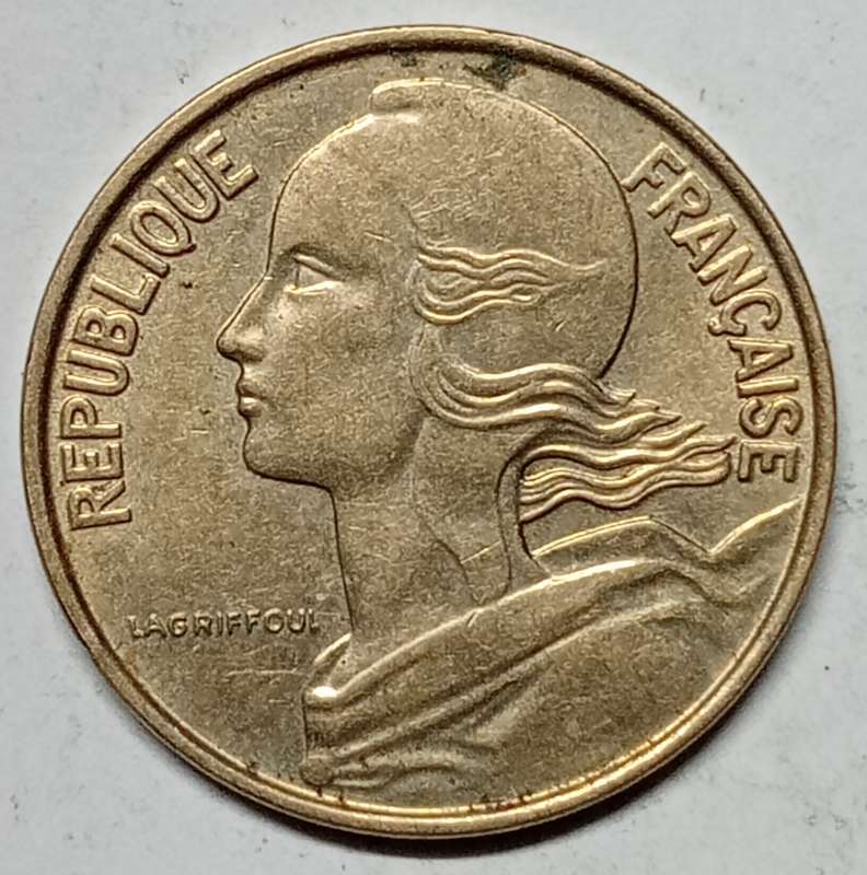 BRILLIANT 1967 10 centimes France - AU