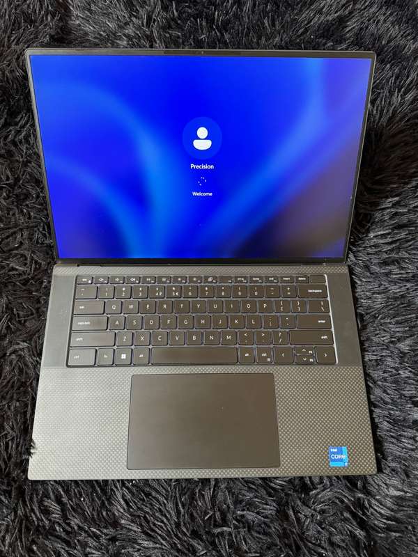 Dell Precision 5560