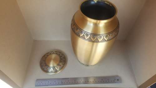 Stunning! Dignified Cremation Urn