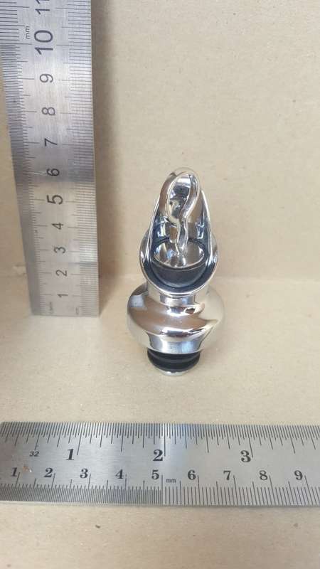 WINE BOTTLE POURER SPOUT/ STOPPER