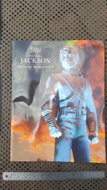 Michael Jackson - World Tour Program
