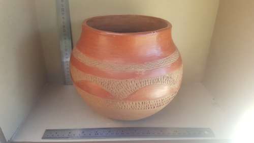African Zulu Beer Pot -  Terracota Clay Polished and Matt pattern Ukhamba