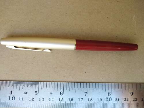 Vintage! Mitsubishi UNI Pen ballpoint Pen with Cap - RARE
