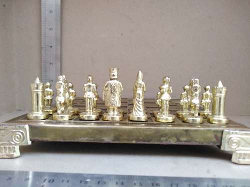 Vintage! Small Camelot Metal Chess Pieces By Italfama With Manopoulos Chess Board