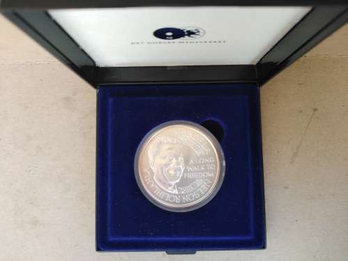 Norway Mint Mandela Silver 2/3oz Medallion Nobel Peace Prize Winner in original box