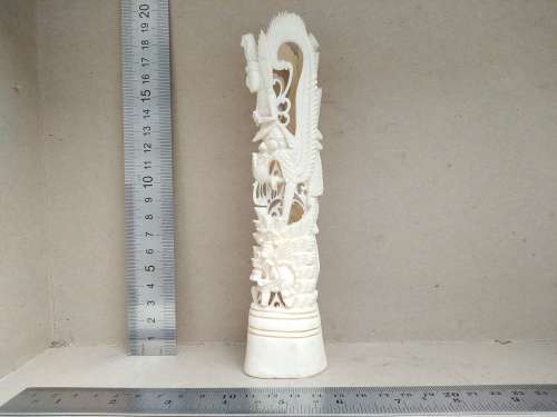 Vintage!  Indonesian -  Ornate Slim Hand Crafted Bone Carving Totem Deity Statue