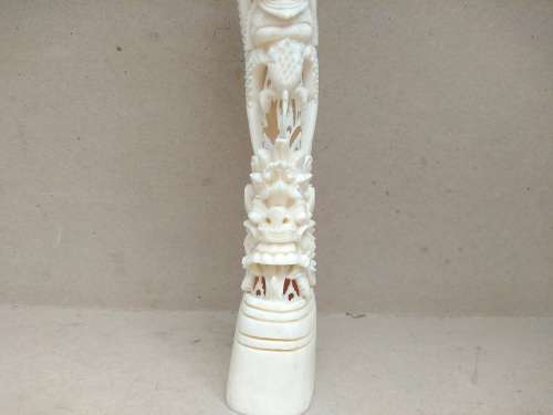 Vintage!  Indonesian -  Ornate Slim Hand Crafted Bone Carving Totem Deity Statue