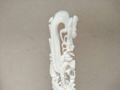 Vintage!  Indonesian -  Ornate Slim Hand Crafted Bone Carving Totem Deity Statue