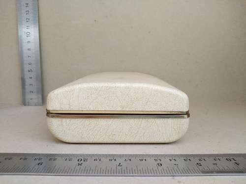 Vintage! Cream Leather Jewelry Display / Vanity Case Box With Gold Frame