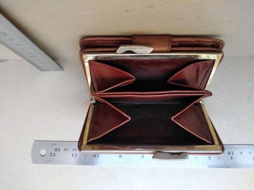 Vintage! LEONE Genuine Light Brown Leather - Card Holder & Clasp And Frame Purse