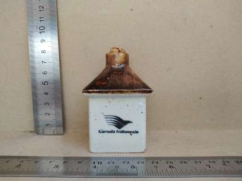 Vintage! EMPTY BALI MOON LIQUEUR BOTTLE For Garuda Airways, 50ml - Pagoda / Hut Shaped