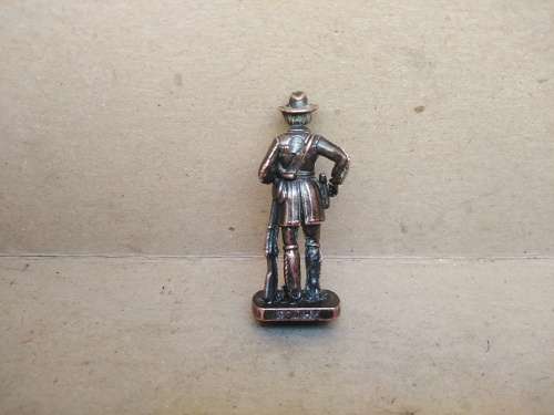 Vintage! Cowboys And Indians! - Small Die-Cast Metal Figures - Kinder Scame