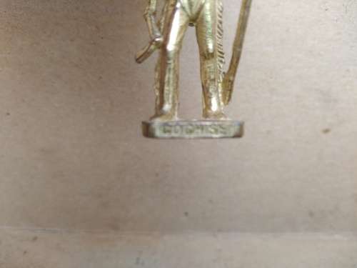 Vintage! Cowboys And Indians! - Small Die-Cast Metal Figures - Kinder Scame