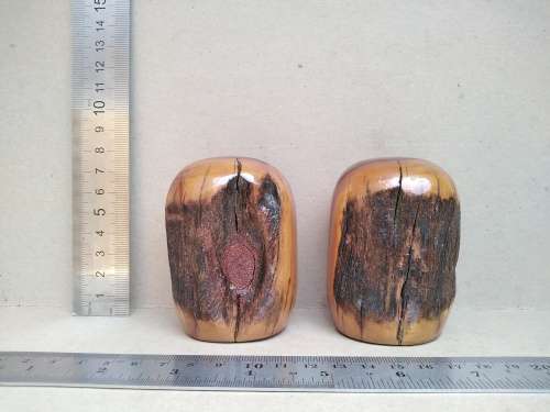 Vintage! - Live Edge - Salt And Pepper Shakers