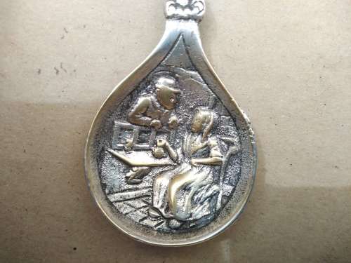 Vintage! - Dutch Set - Scenic Repousse - Silver Plated - Windmill - Sugar Spoon And Cake Lifter