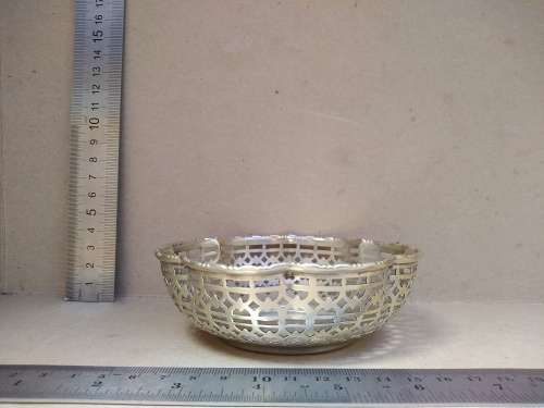Antique! Victorian - Sampson Mordon - Silver Plated - Pierced Openwork Basket