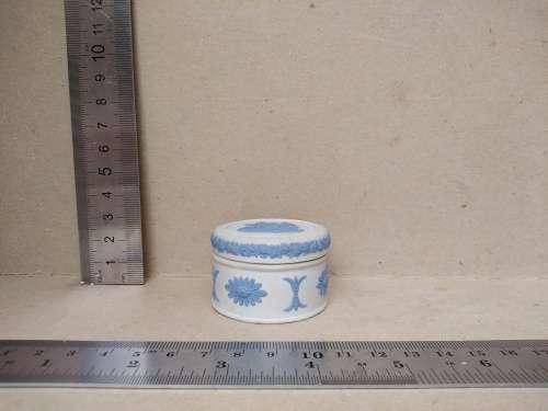 Vintage! Wedgwood Pegasus Jasperware Trinket/Pill Box And Lid