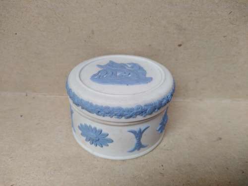 Vintage! Wedgwood Pegasus Jasperware Trinket/Pill Box And Lid