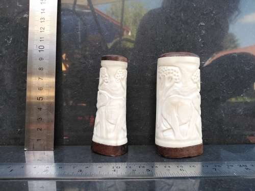Africana! Zimbabwe Ndebele Art - Hand Carved Bone Salt & Pepper Shakers - Elephant Design