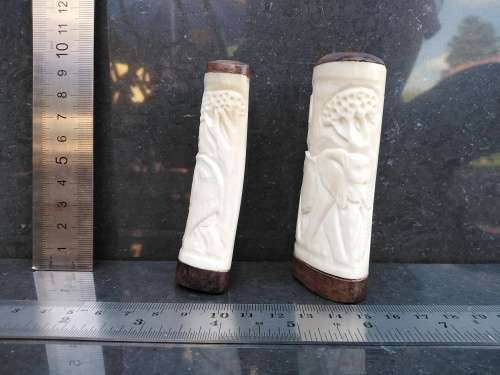 Africana! Zimbabwe Ndebele Art - Hand Carved Bone Salt & Pepper Shakers - Elephant Design