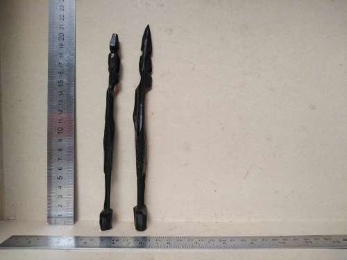 Vintage! Malawi - Ebony Wood Carvings - Pair Of Skinny Tribesman