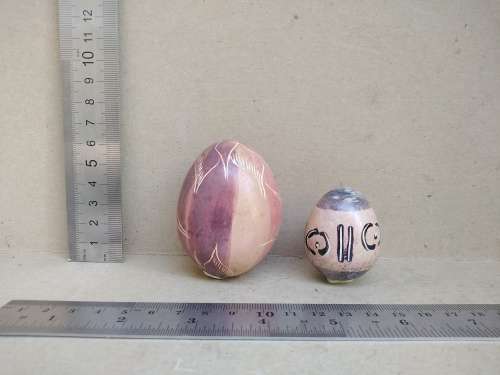Africana! Kenya - Hand Carved - Colored Soapstone - Bud Vases And Eggs