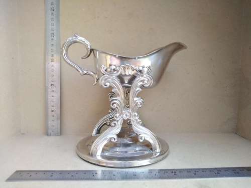 Vintage! Silver Plated - Gravy Boat with Warming Stand