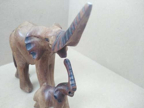 Africana! - Hand Carved - Small Mother And Baby Elephant