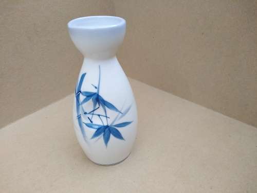 Vintage! Chinoiserie Sake Pot With Handpainted Bamboo Design