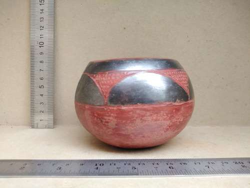 African Zulu Beer Pot - Pair Of Small Clay Ukhamba