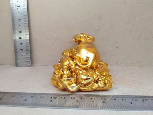 Feng Shui - Golden Wish Cow / Ox With Calves - On Lucky Coins And Ingots